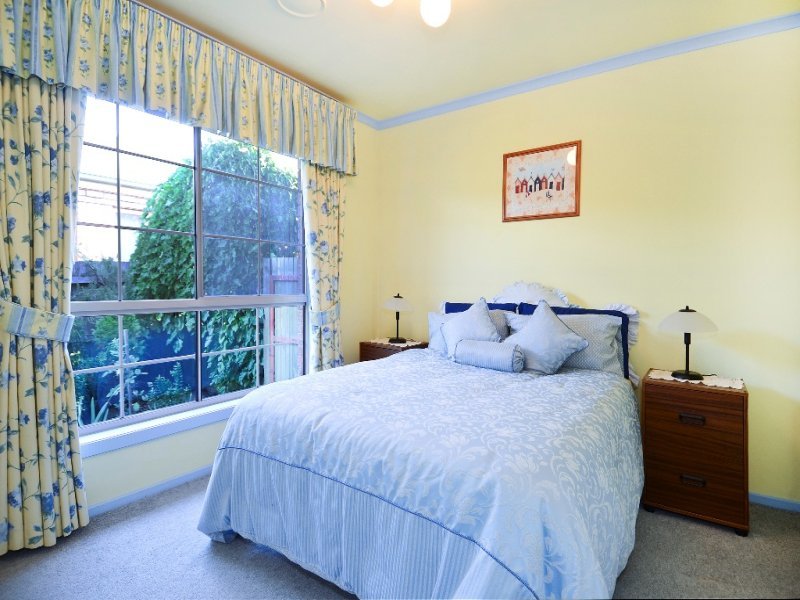 6 Ingrid Court, Herne Hill image 10