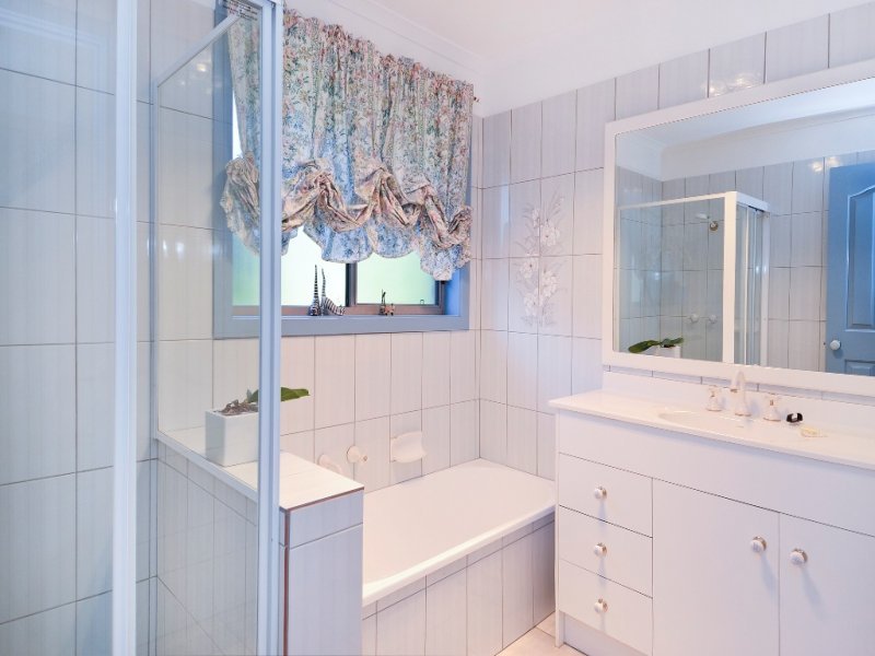 6 Ingrid Court, Herne Hill image 13