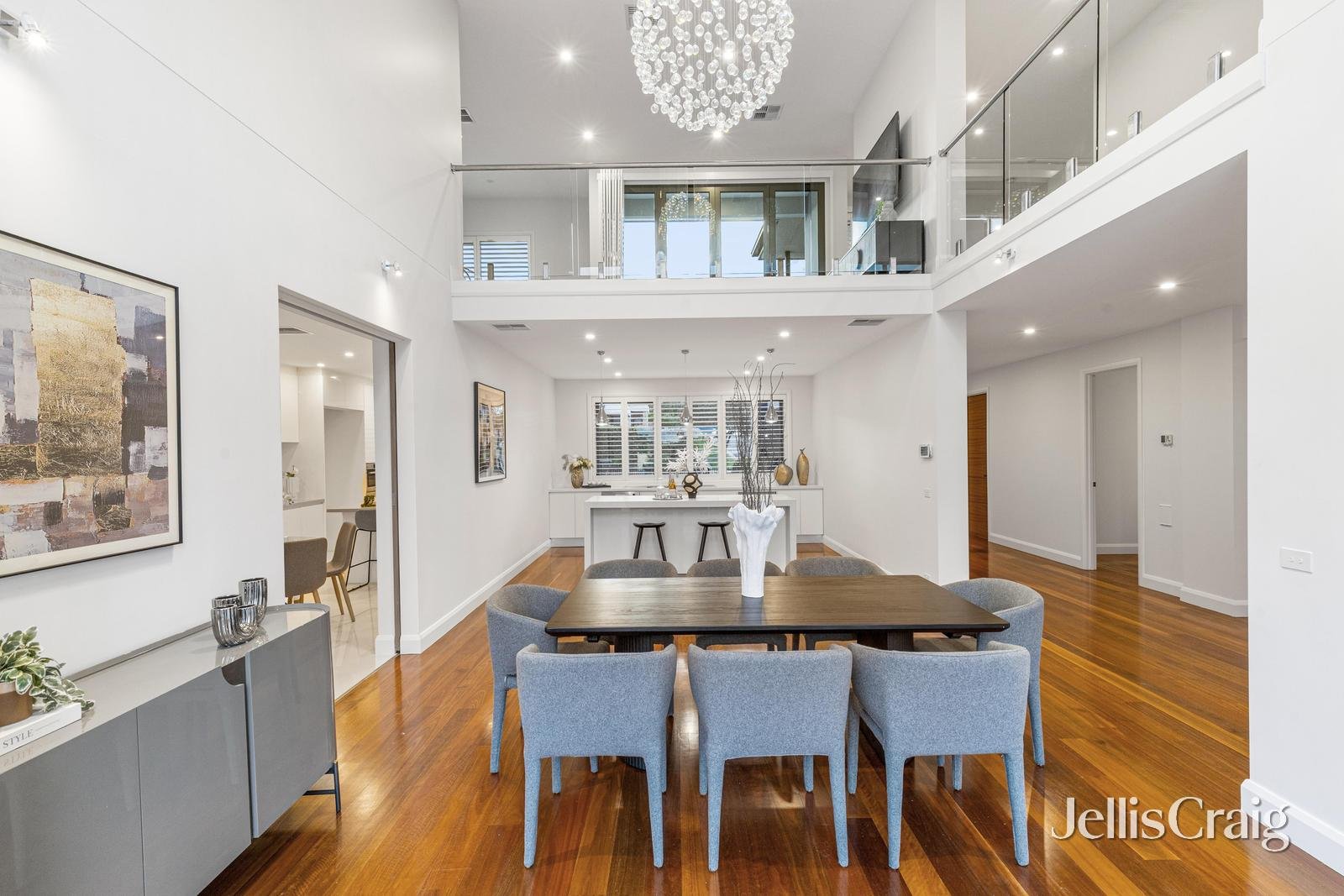 6 Inverell Avenue, Mount Waverley image 4