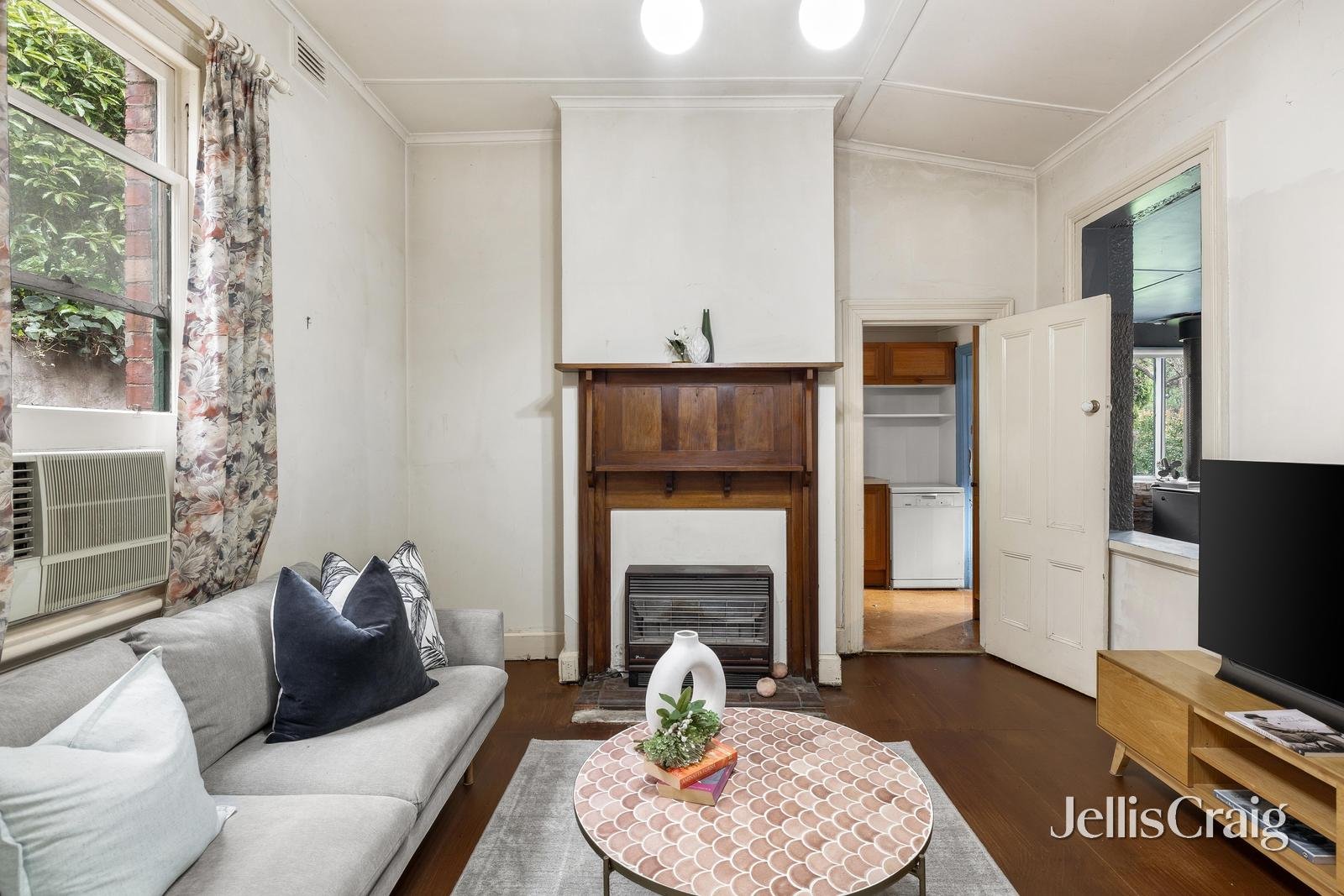 6 Isabella Grove, Hawthorn image 4