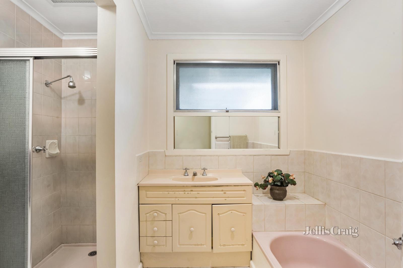 6 Islay Court, Mount Waverley image 11