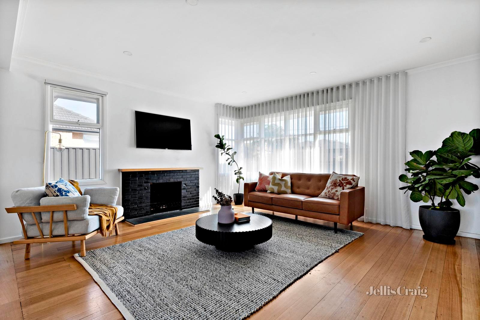 6 Ivy Street, Cheltenham image 2