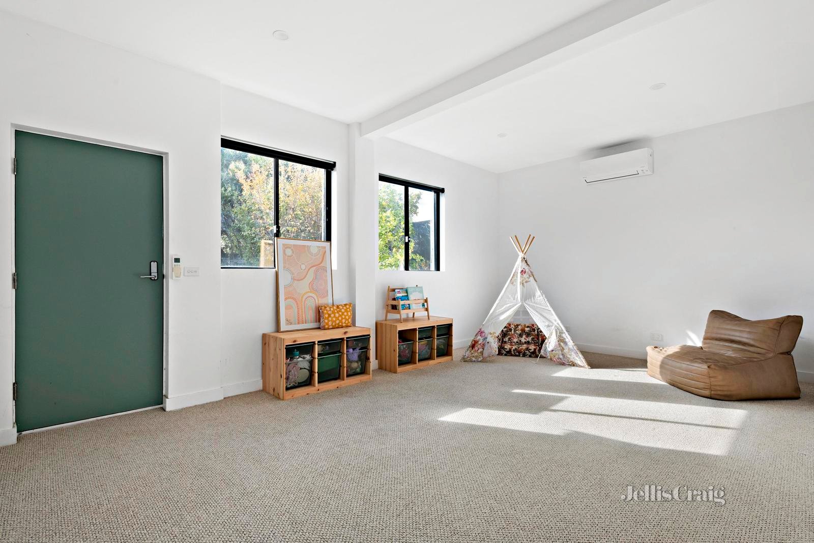 6 Ivy Street, Cheltenham image 11