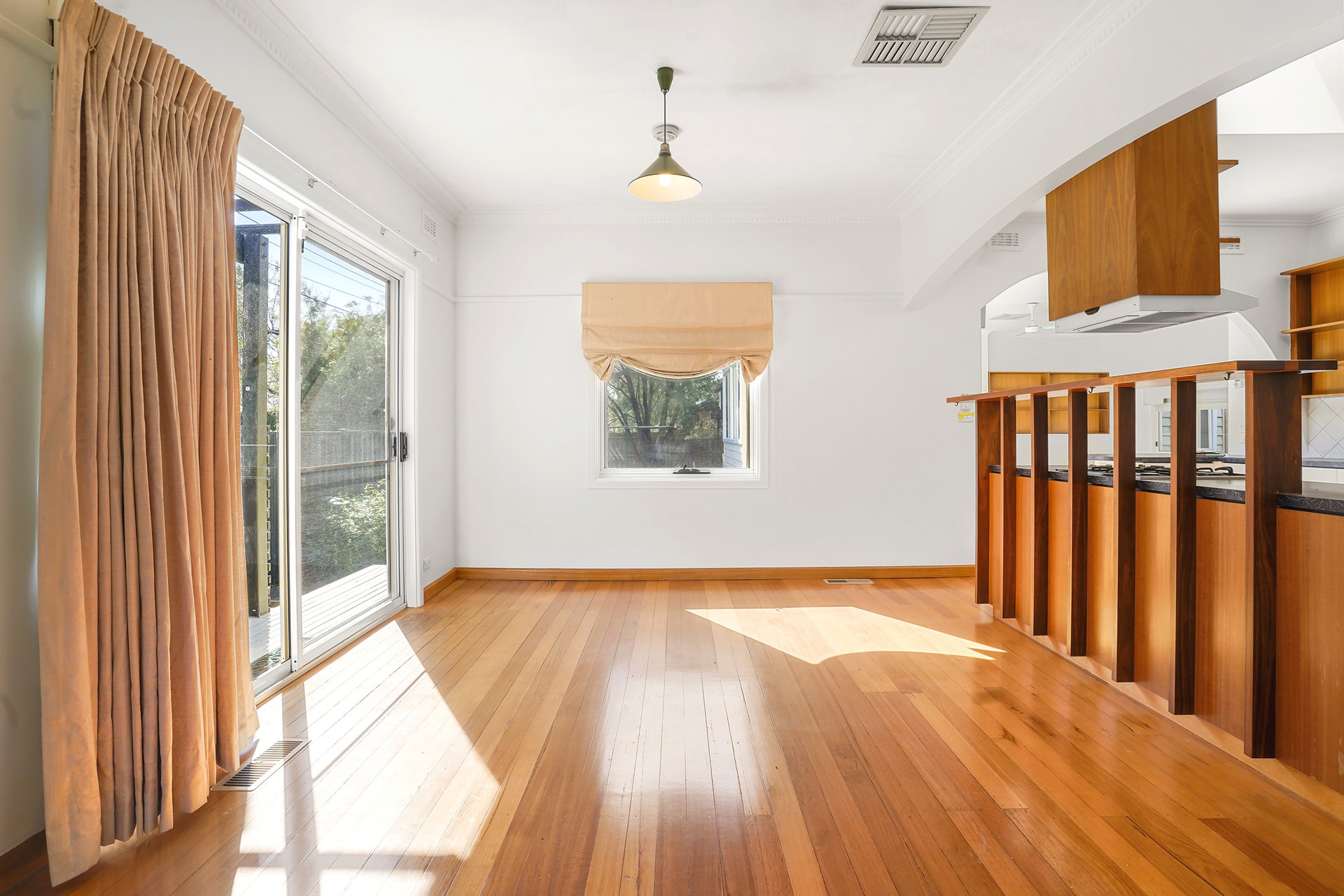 6 Jack Road, Cheltenham image 4