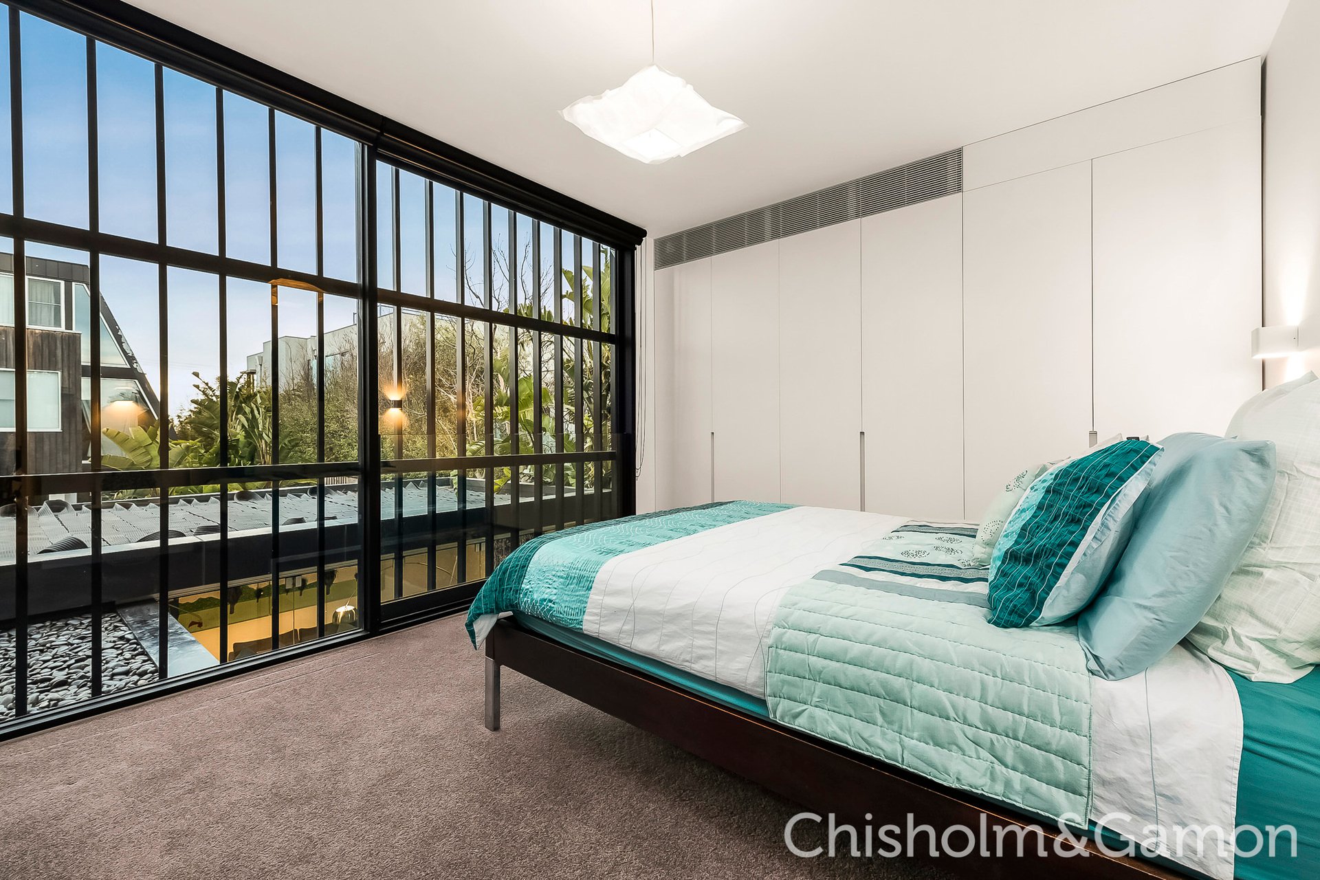 6 Joyce Street, Elwood image 5