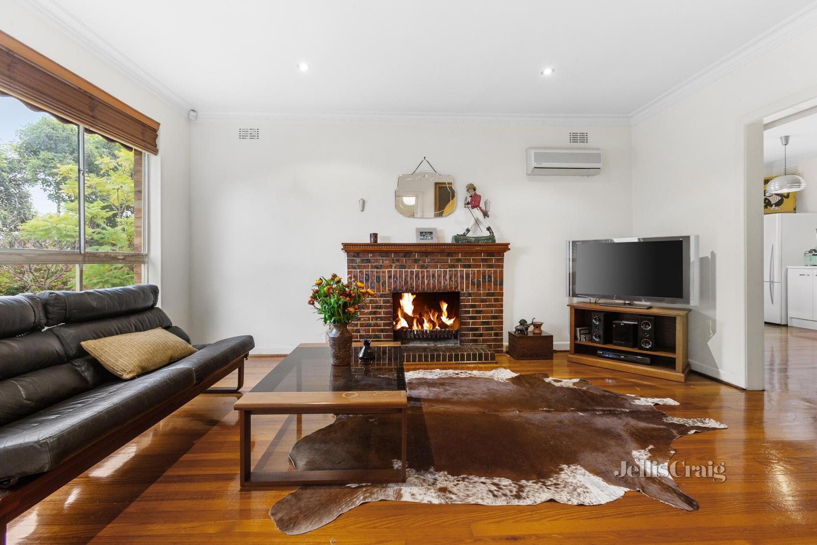 6 Jubilee Street, Mount Waverley image 4