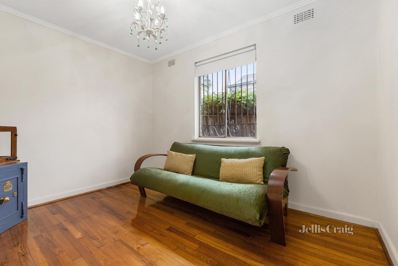 6 Jubilee Street, Mount Waverley image 9