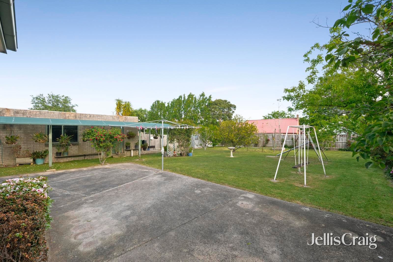 6 Julie Road, Croydon image 15