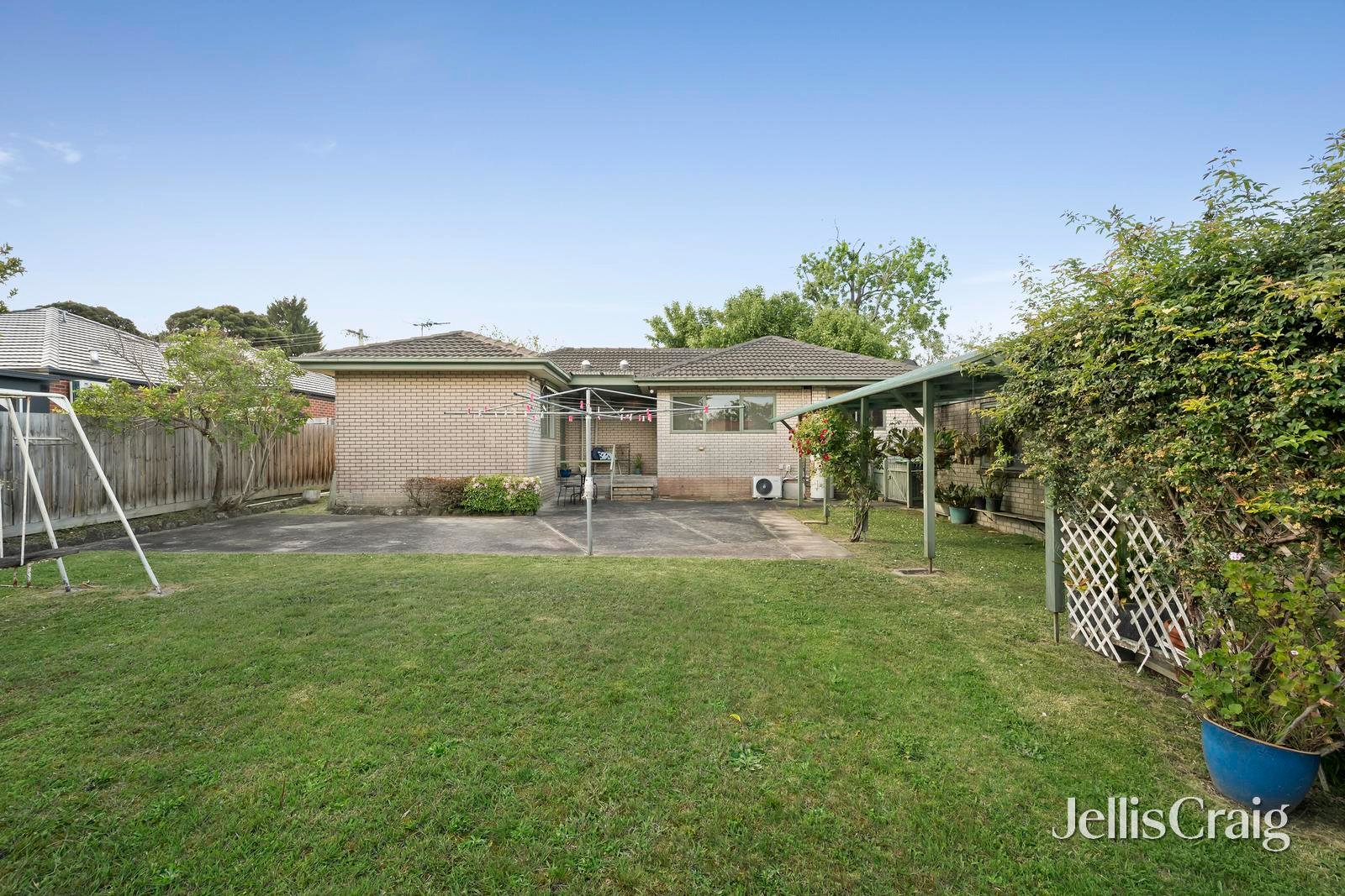 6 Julie Road, Croydon image 16