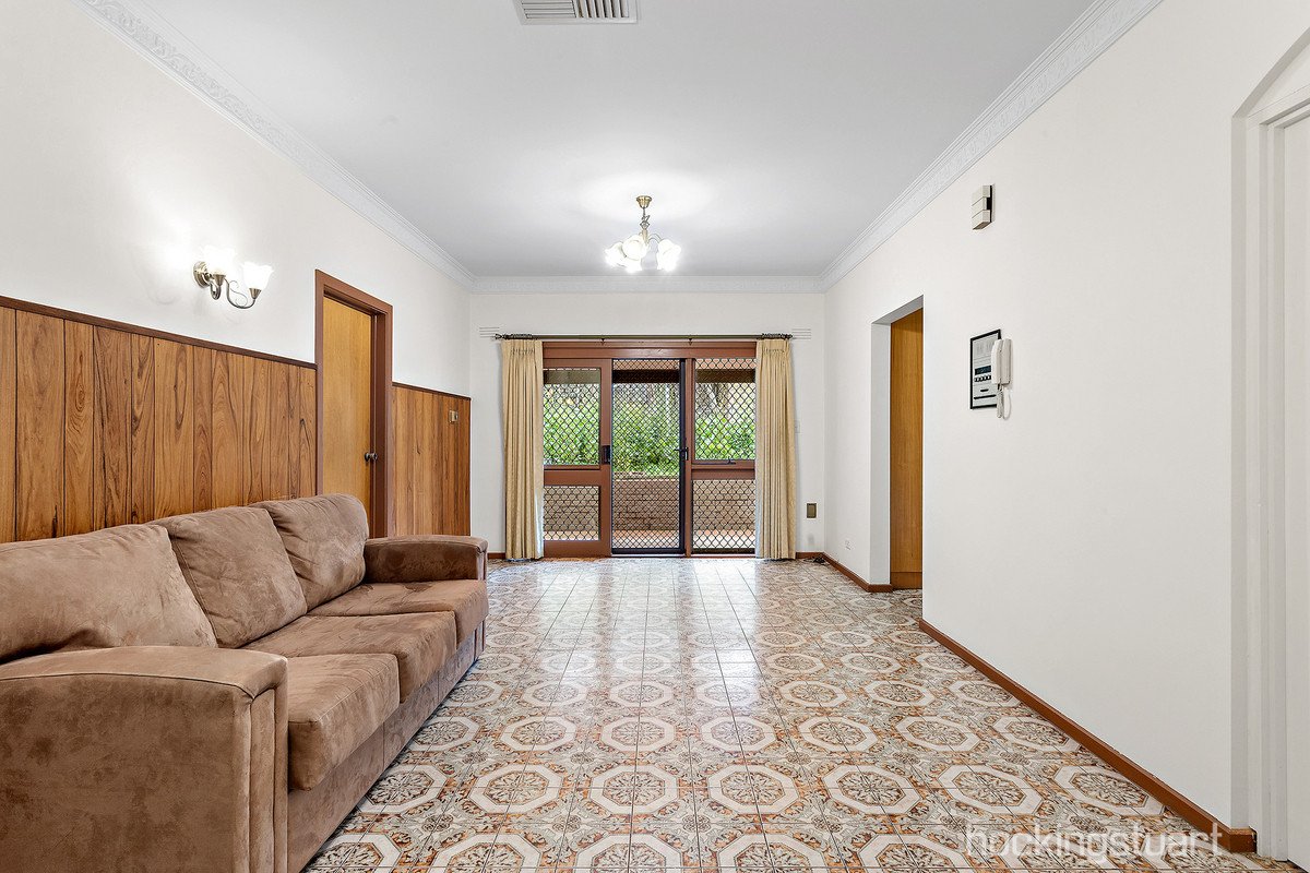6 Keats Street, Burwood East image 3