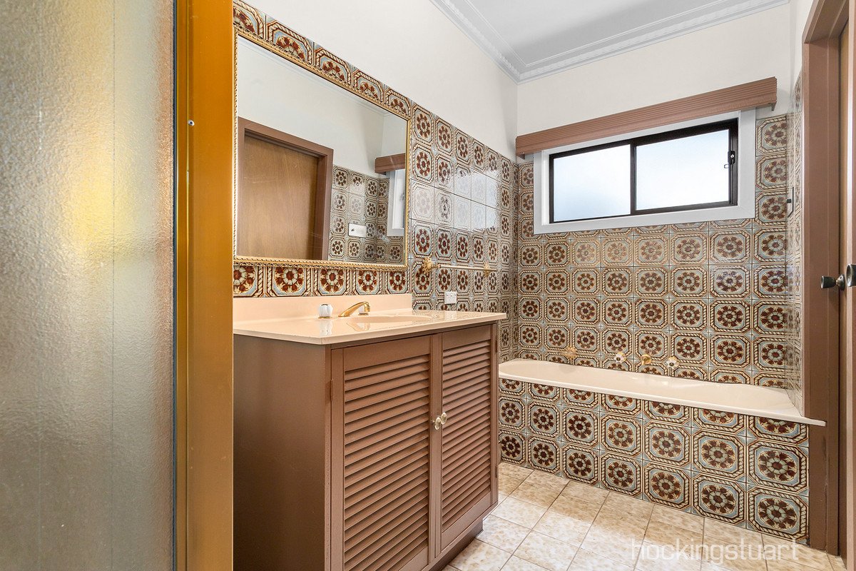 6 Keats Street, Burwood East image 9