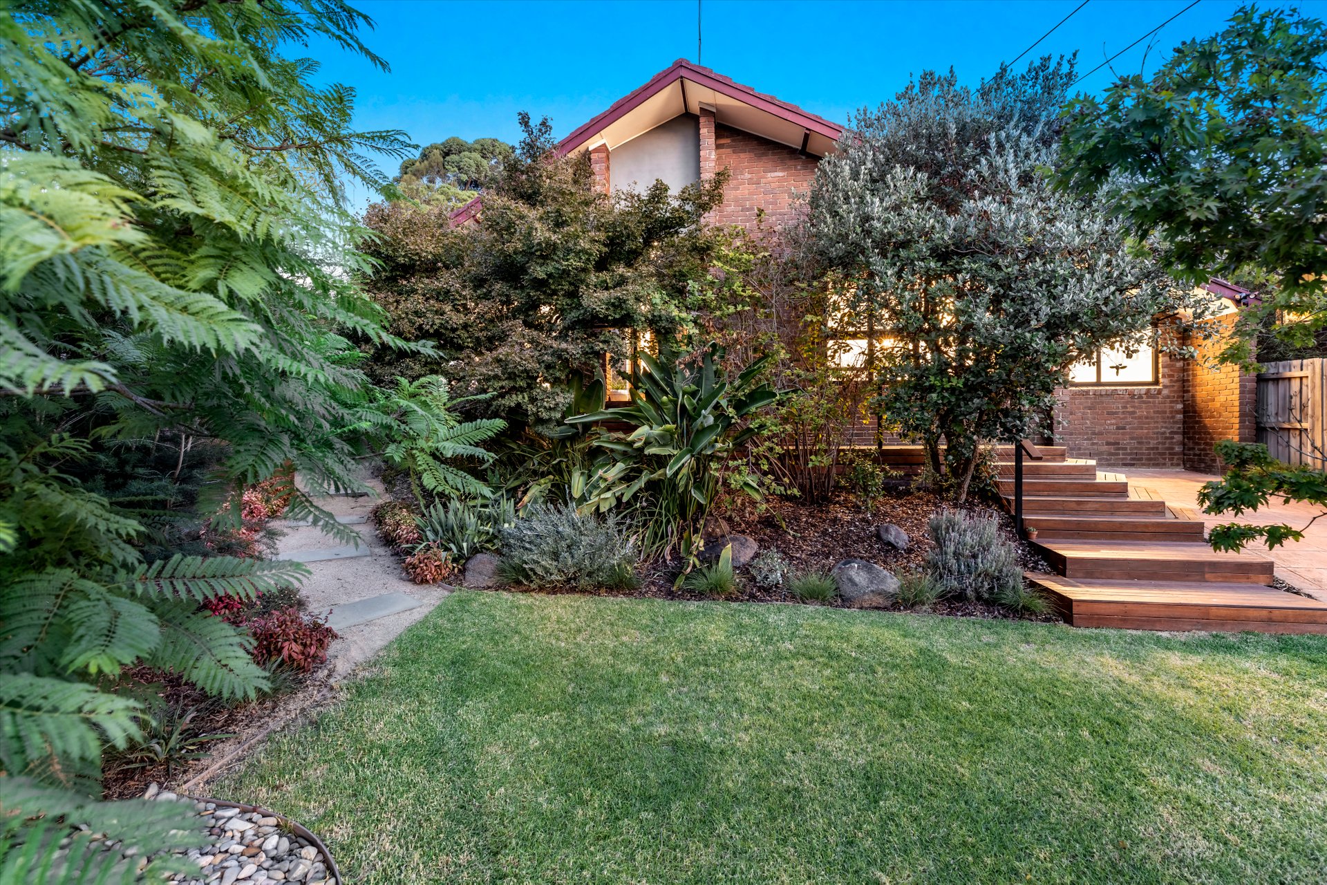 6 Kelvin Avenue, Montmorency image 1