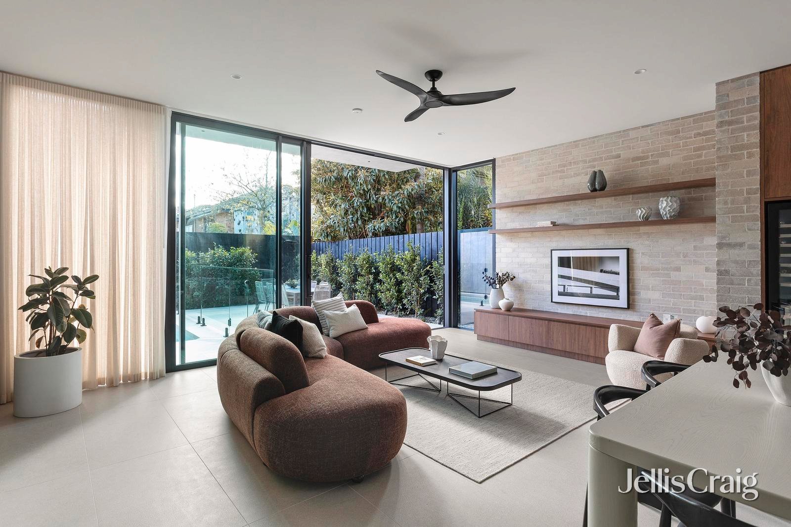 6 Kendall Street, Elwood image 3