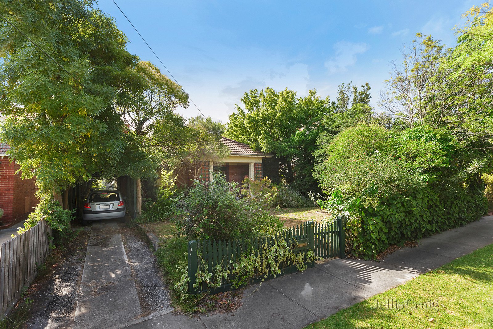 6 Kenilworth Grove, Glen Iris image 2