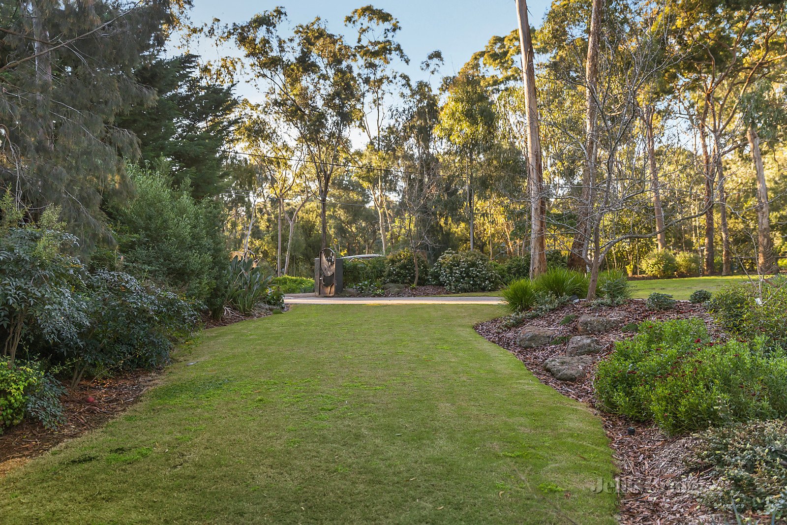 6 Kent Hughes Road, Eltham image 24