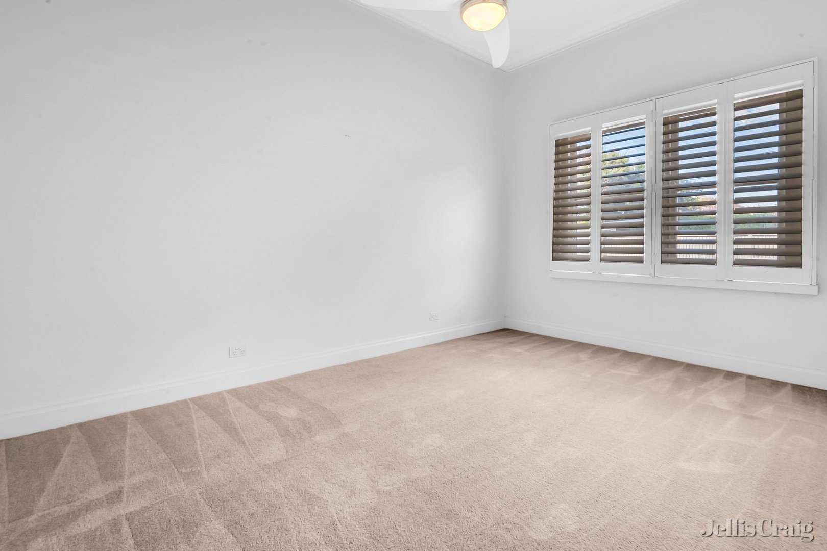 6 Kent Road, Pascoe Vale image 8
