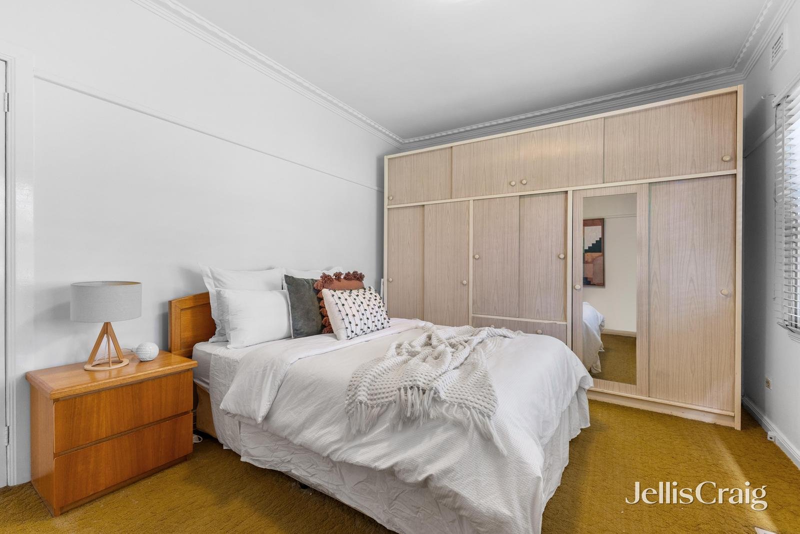 6 Kilsyth Avenue, Burwood image 6