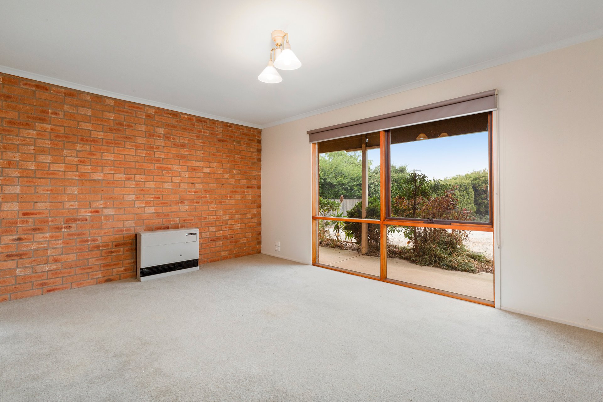 Property Gallery Thumbnail 3