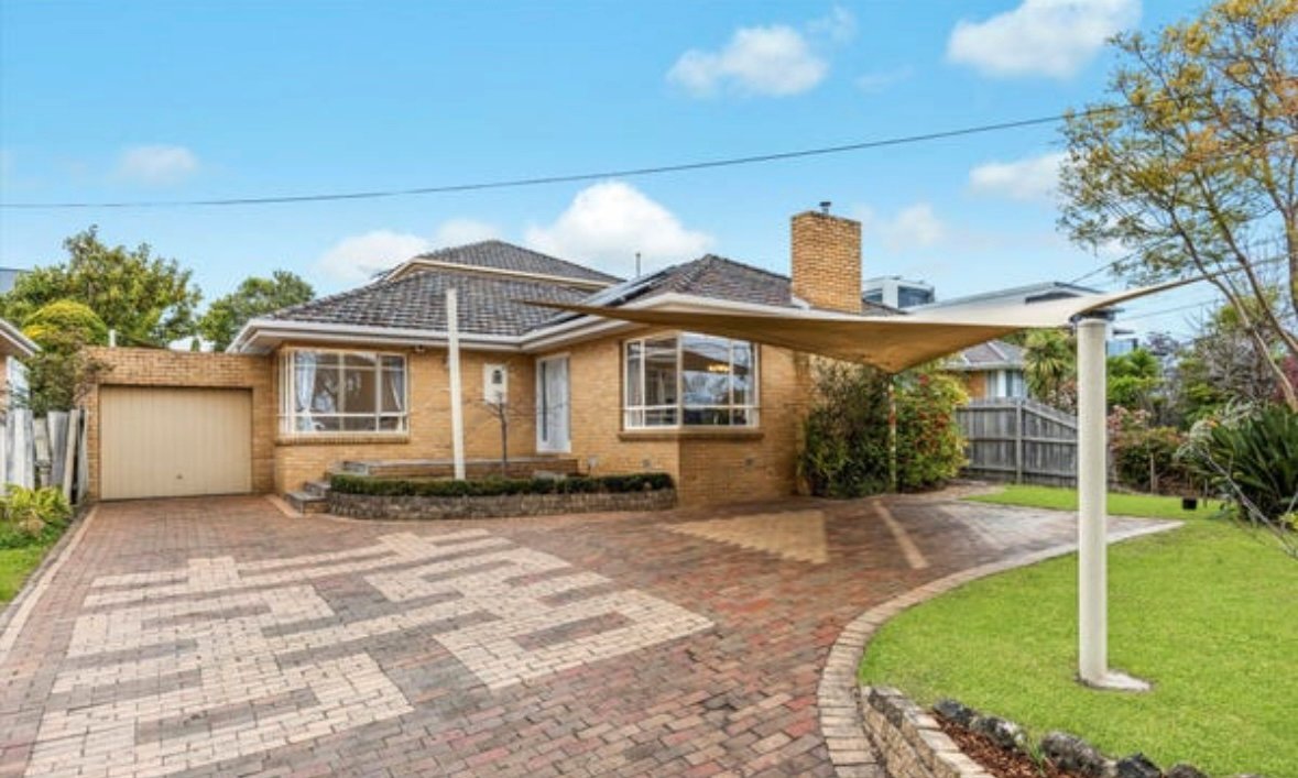 6 Kingston Street, Mount&nbsp;Waverley image 1