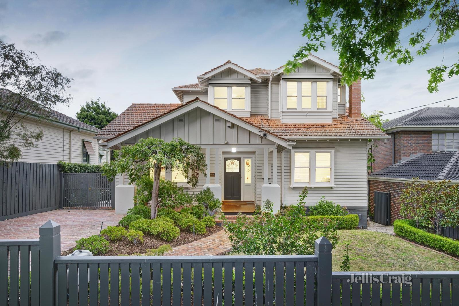 6 Kirkwood Drive, Camberwell image 1