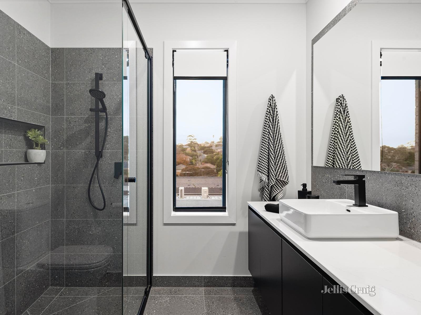 6 Kitson Crescent, Templestowe Lower image 11