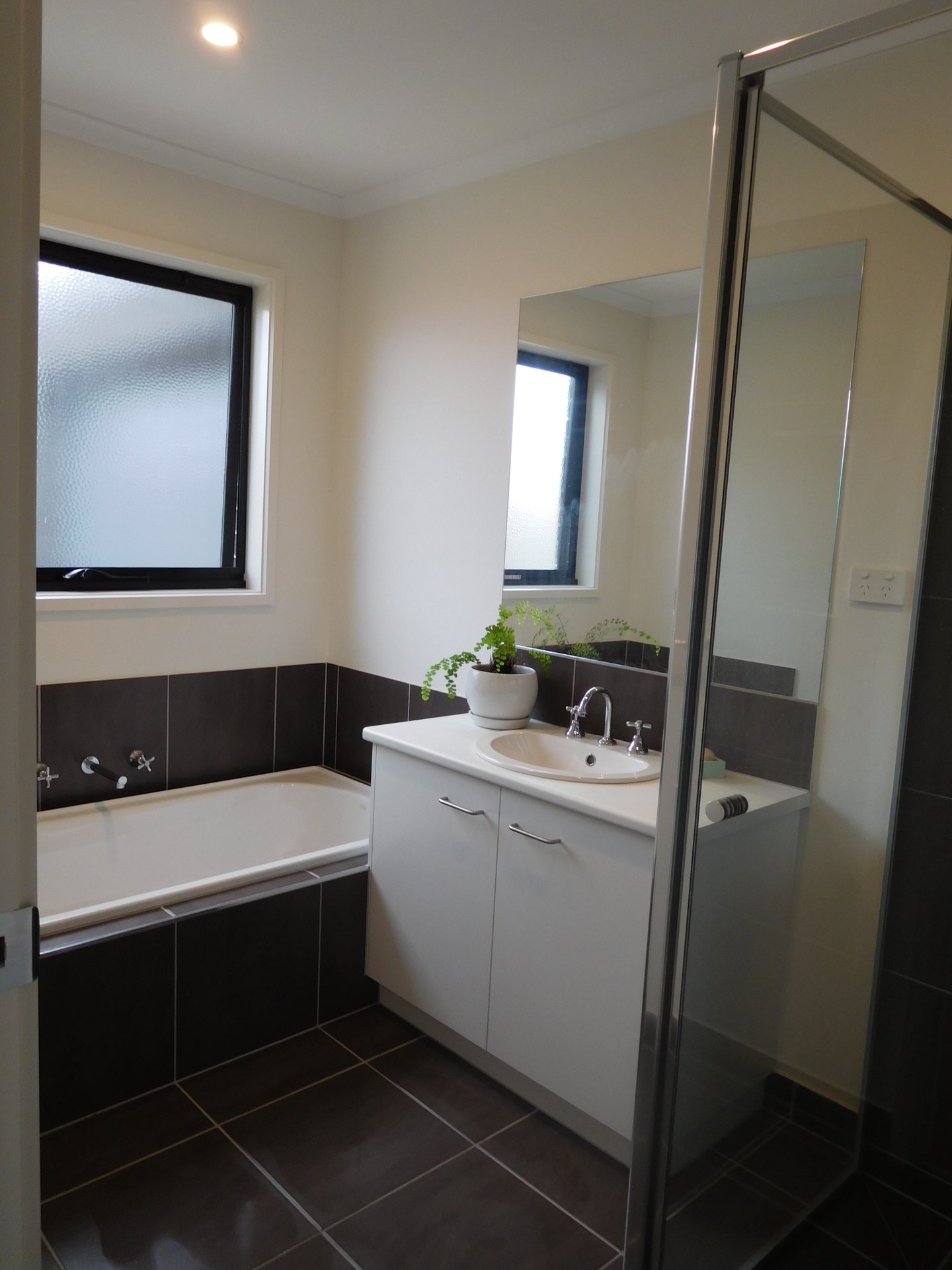 Property Gallery Thumbnail 5
