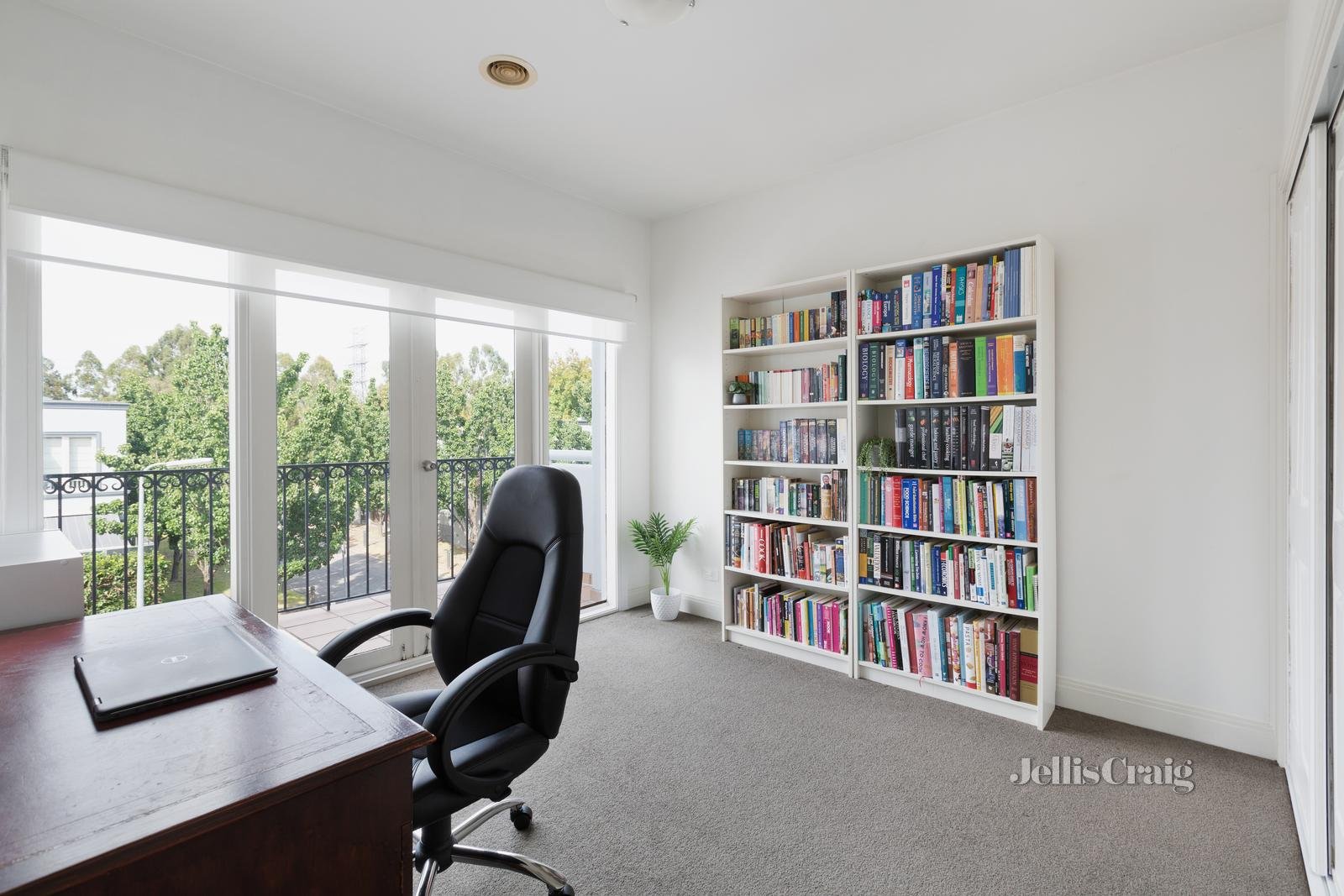 6 Kooyong Close, Hawthorn East image 5