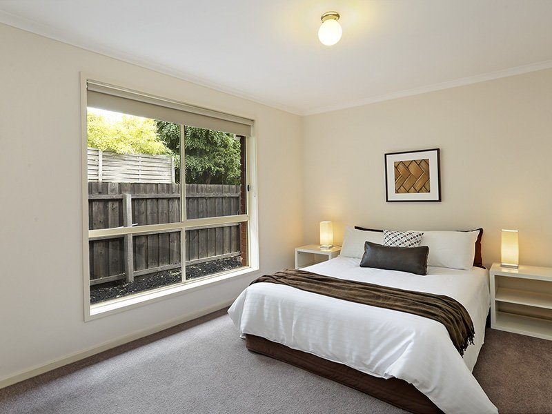 6 Lake Road, Lara image 8
