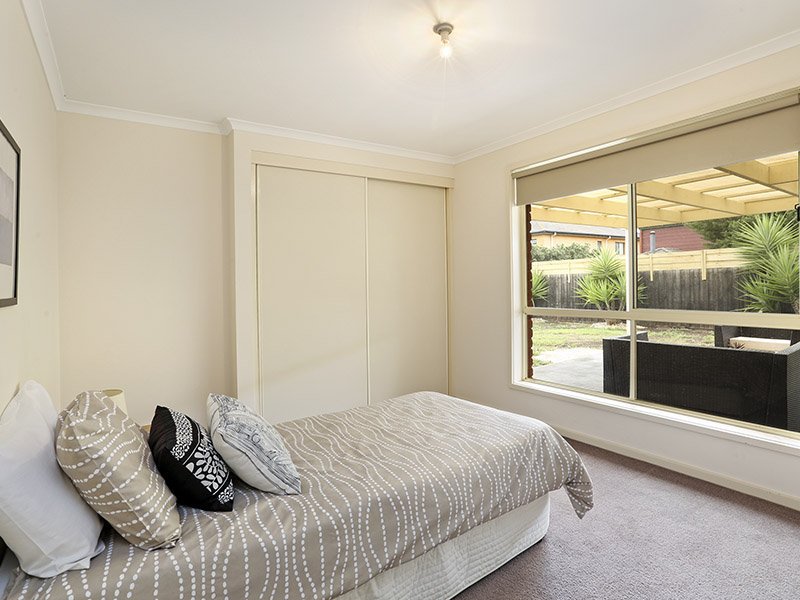 6 Lake Road, Lara image 10