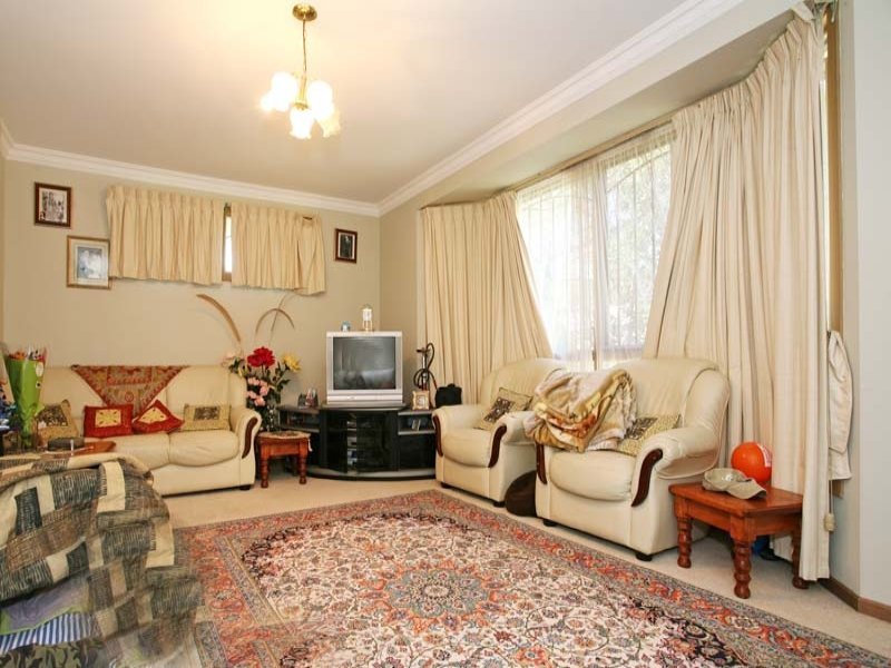 6 Lalwa Street, Blackburn image 3