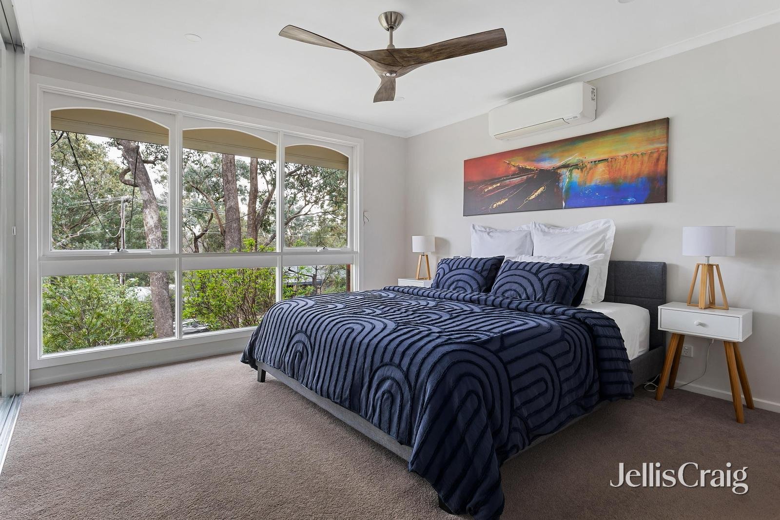 6 Lamorna Court, Eltham image 6