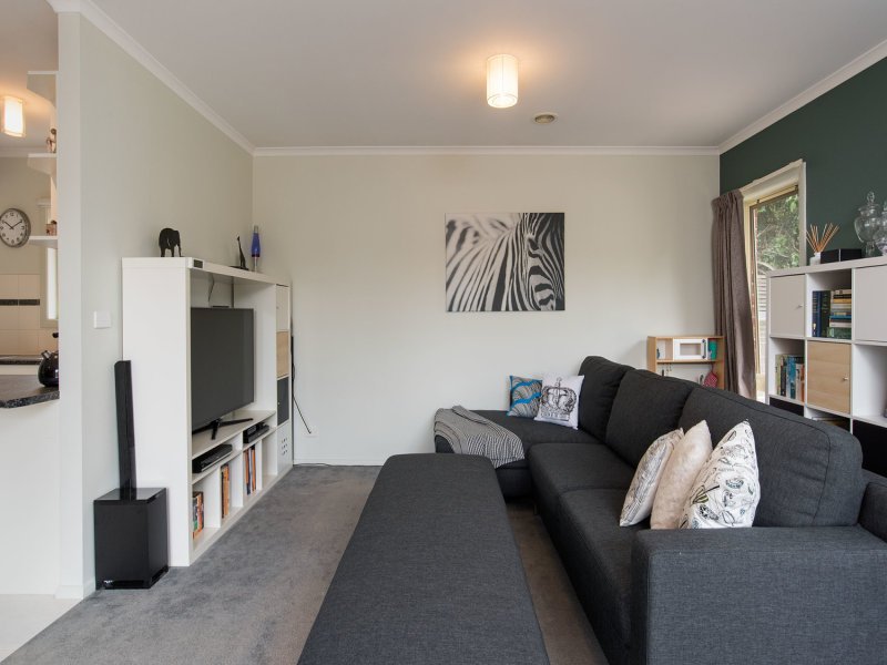 6 Lancaster Road, Mooroolbark image 6