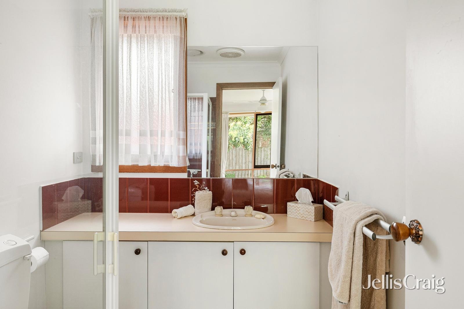 6 Larool Avenue, St&nbsp;Helena image 11