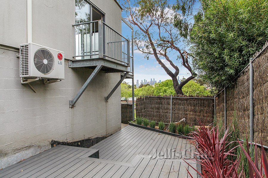 6 Levien Lane, Footscray image 10