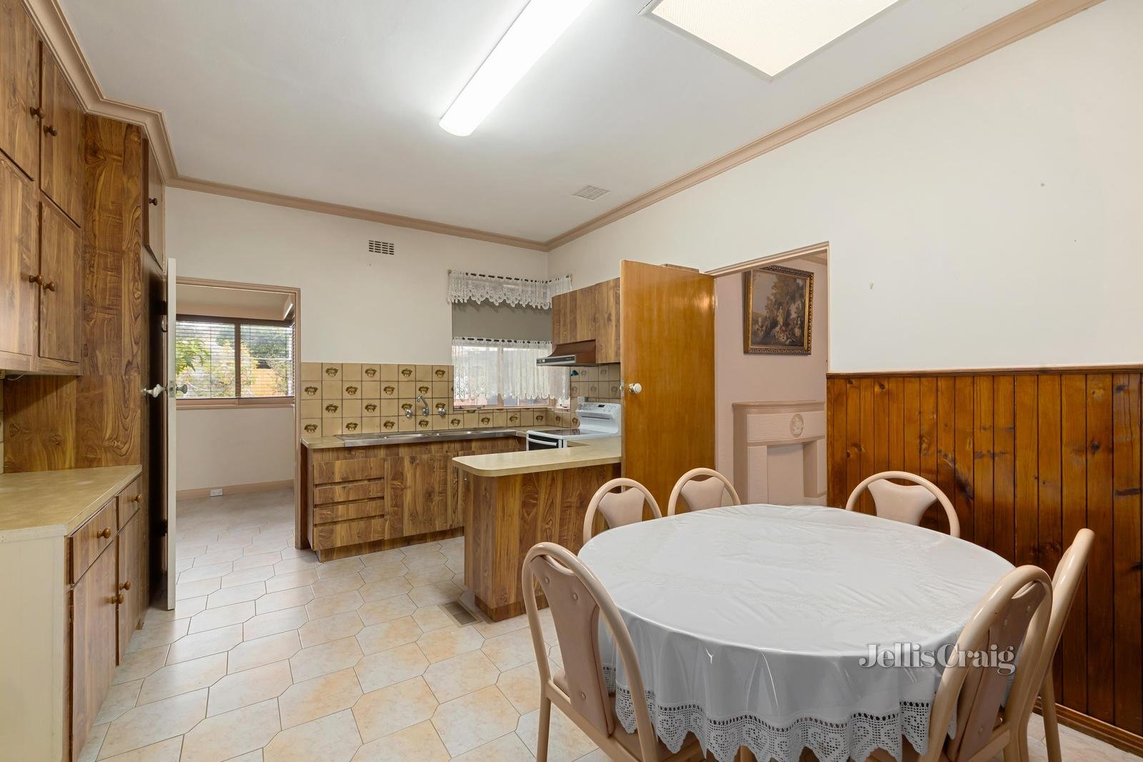 6 Lindsay Street, Bentleigh image 6