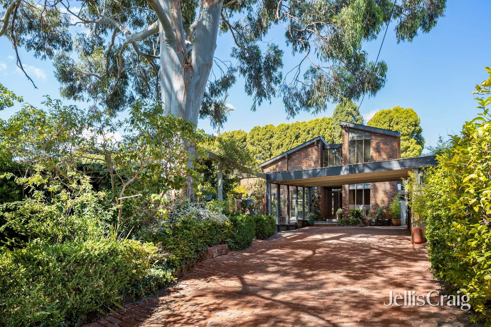 6 Locksley Avenue, Kew image 1