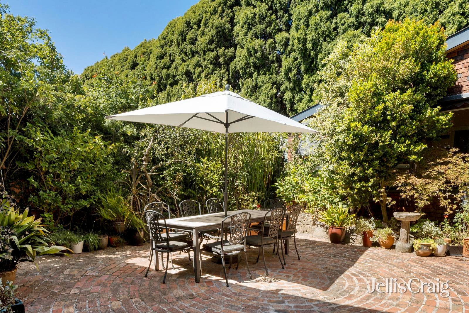 6 Locksley Avenue, Kew image 11