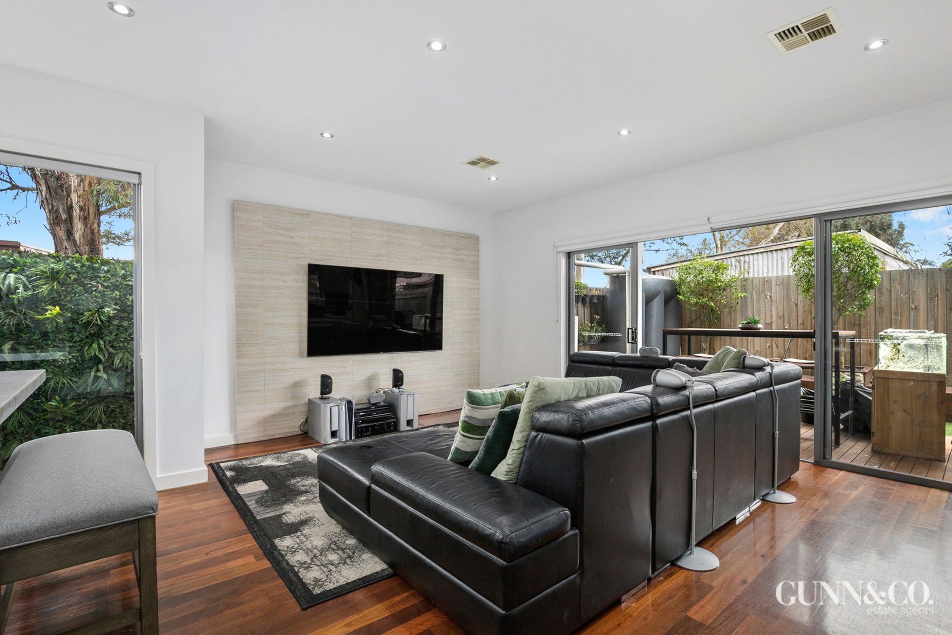 6 Loft Reserve Road, Newport image 1