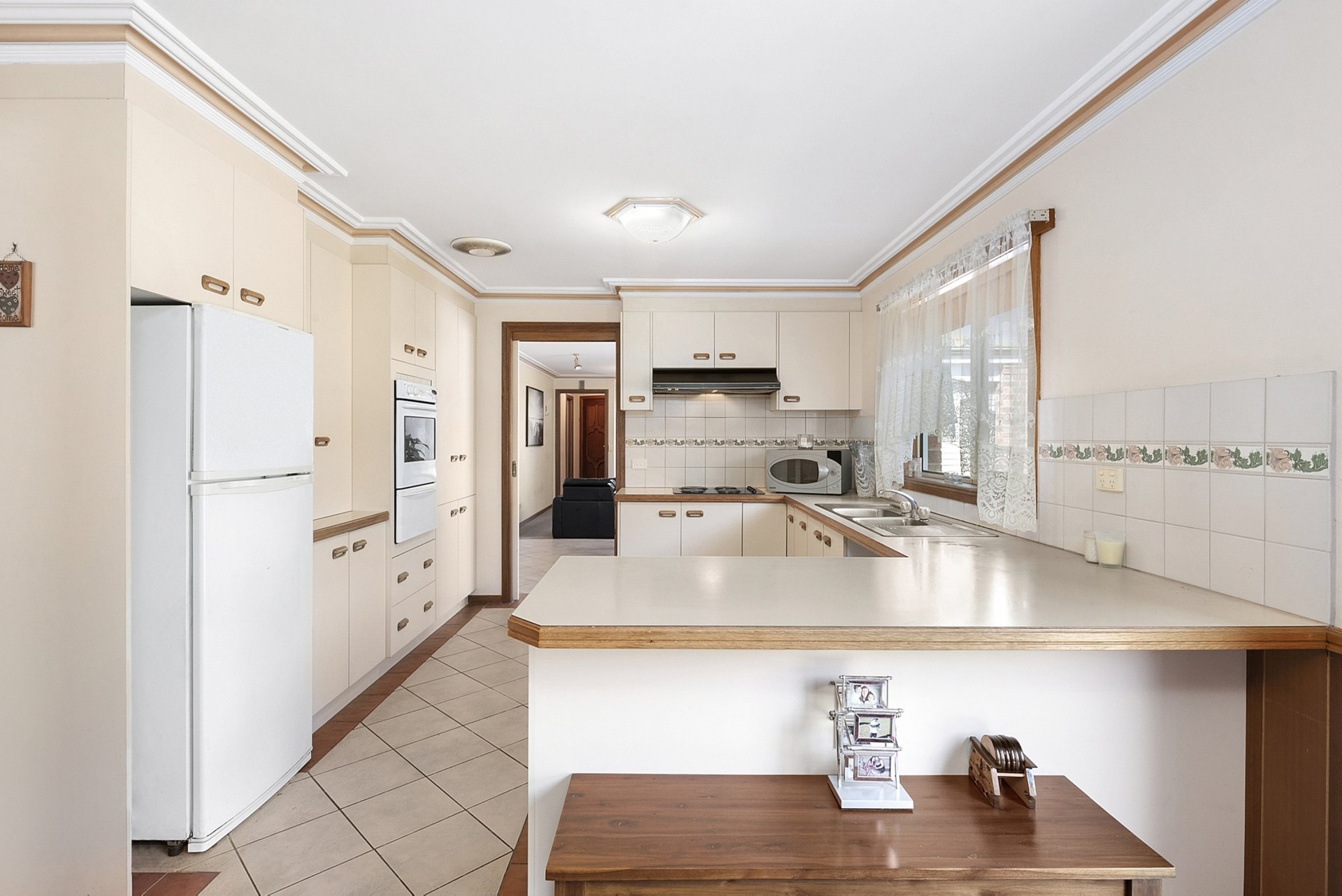 6 Loftus Street, East Geelong image 2