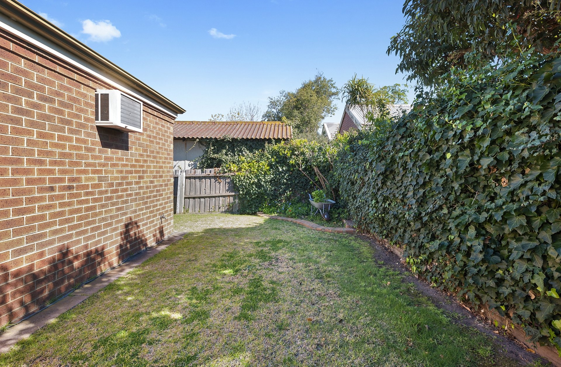 6 Loftus Street, East Geelong image 6
