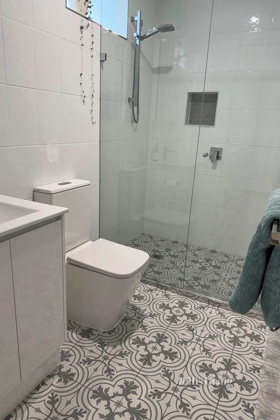 6 Loram Court, Glen&nbsp;Waverley image 11