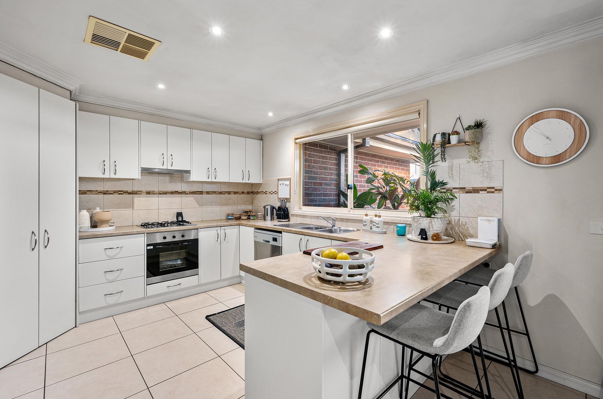 6 Loupie Street, Mooroolbark image 4