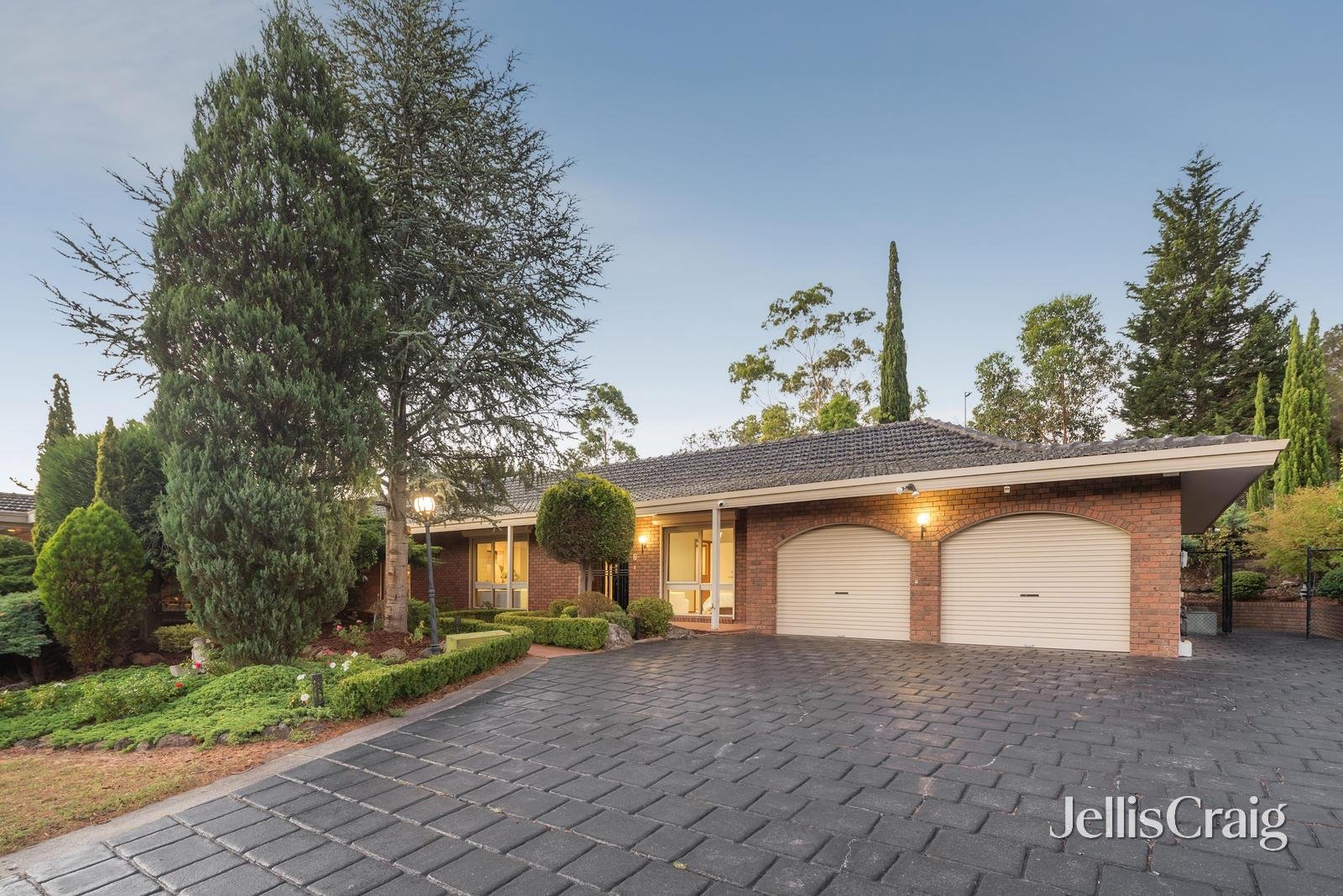 6 Lucieer Court, Templestowe image 1