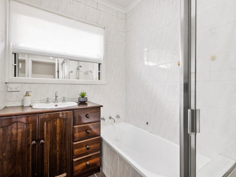 Property Gallery Thumbnail 5