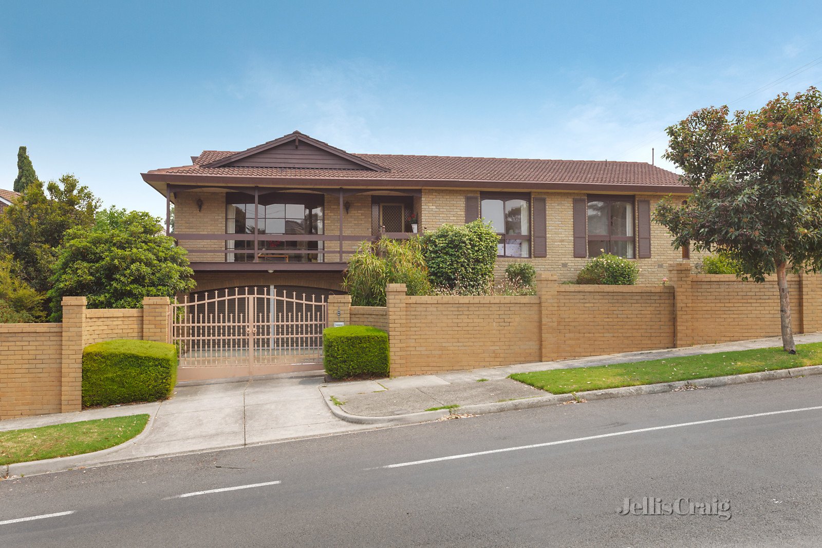 6 Lynnwood Parade, Templestowe Lower image 1