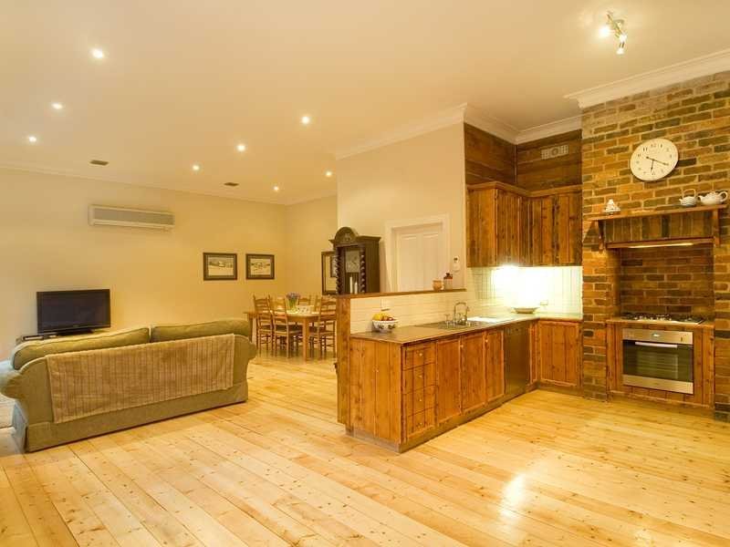 6 Manning Street, Newtown image 10