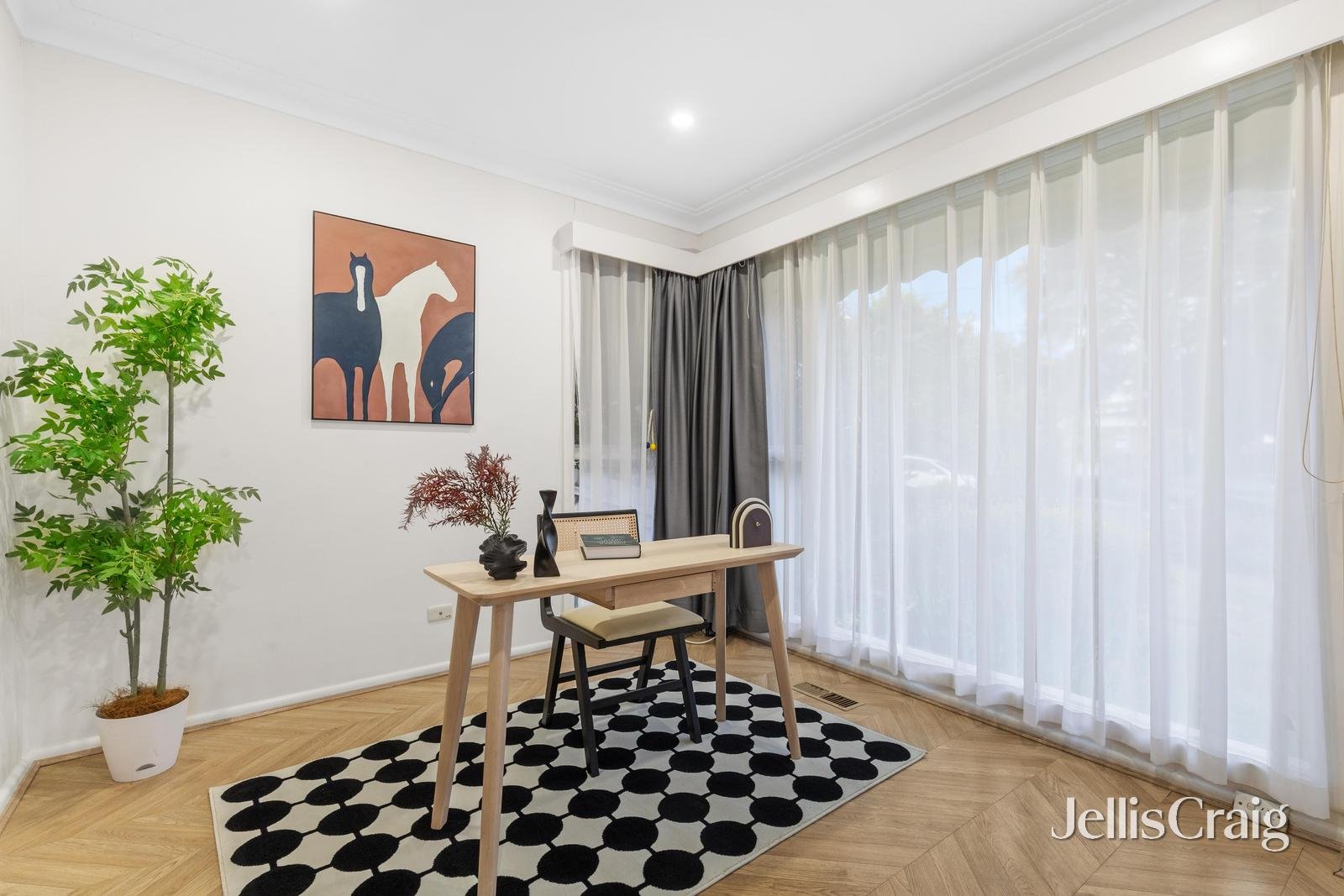 6 Marcus Avenue, Mount Waverley image 5