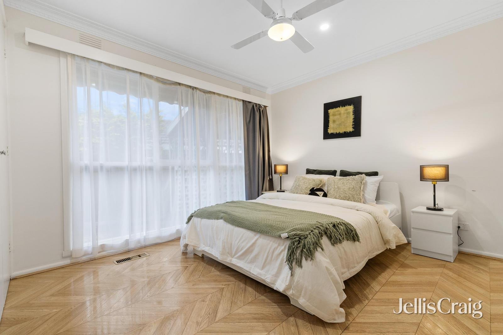 6 Marcus Avenue, Mount Waverley image 6