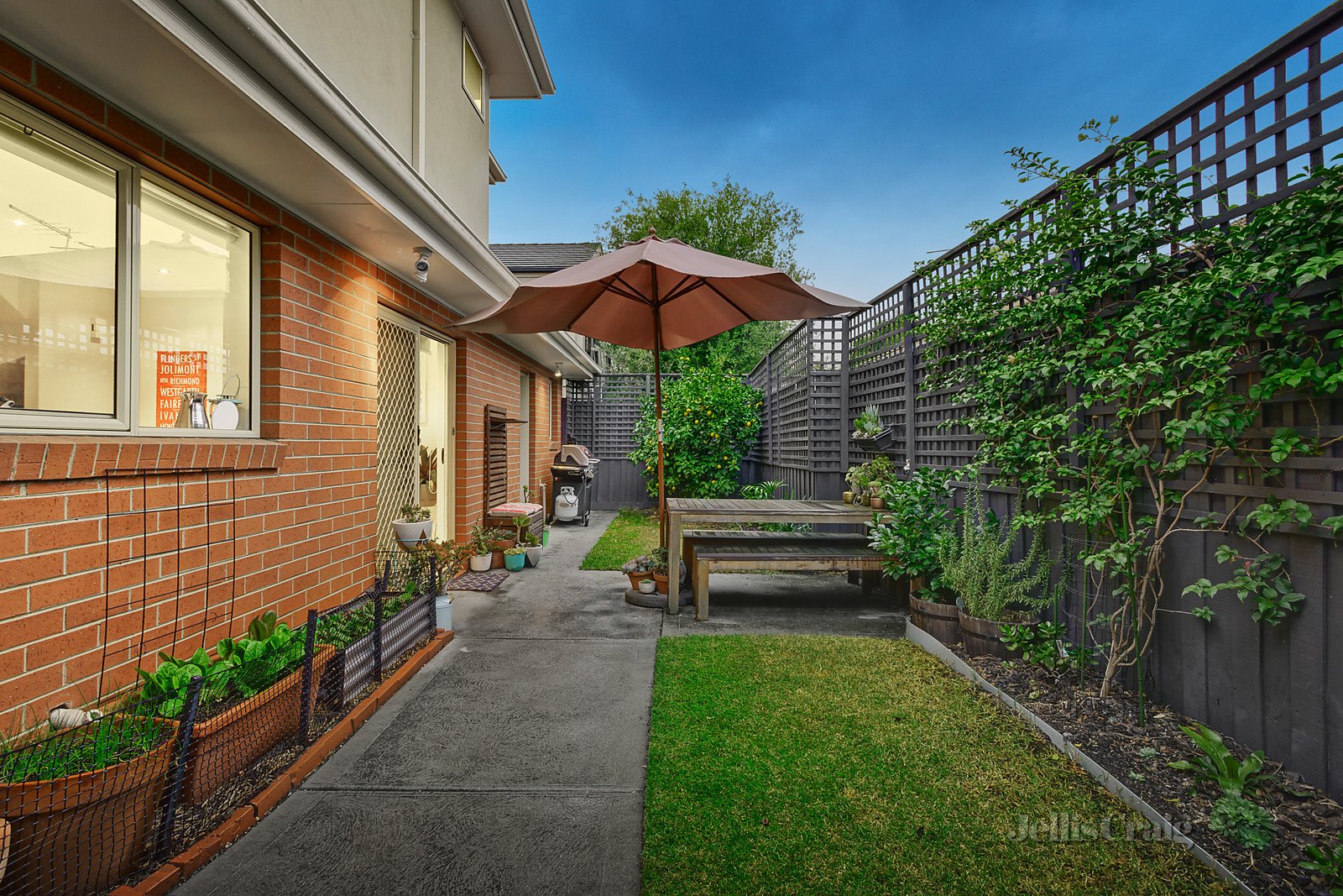 6 Martin Court, Fairfield image 2