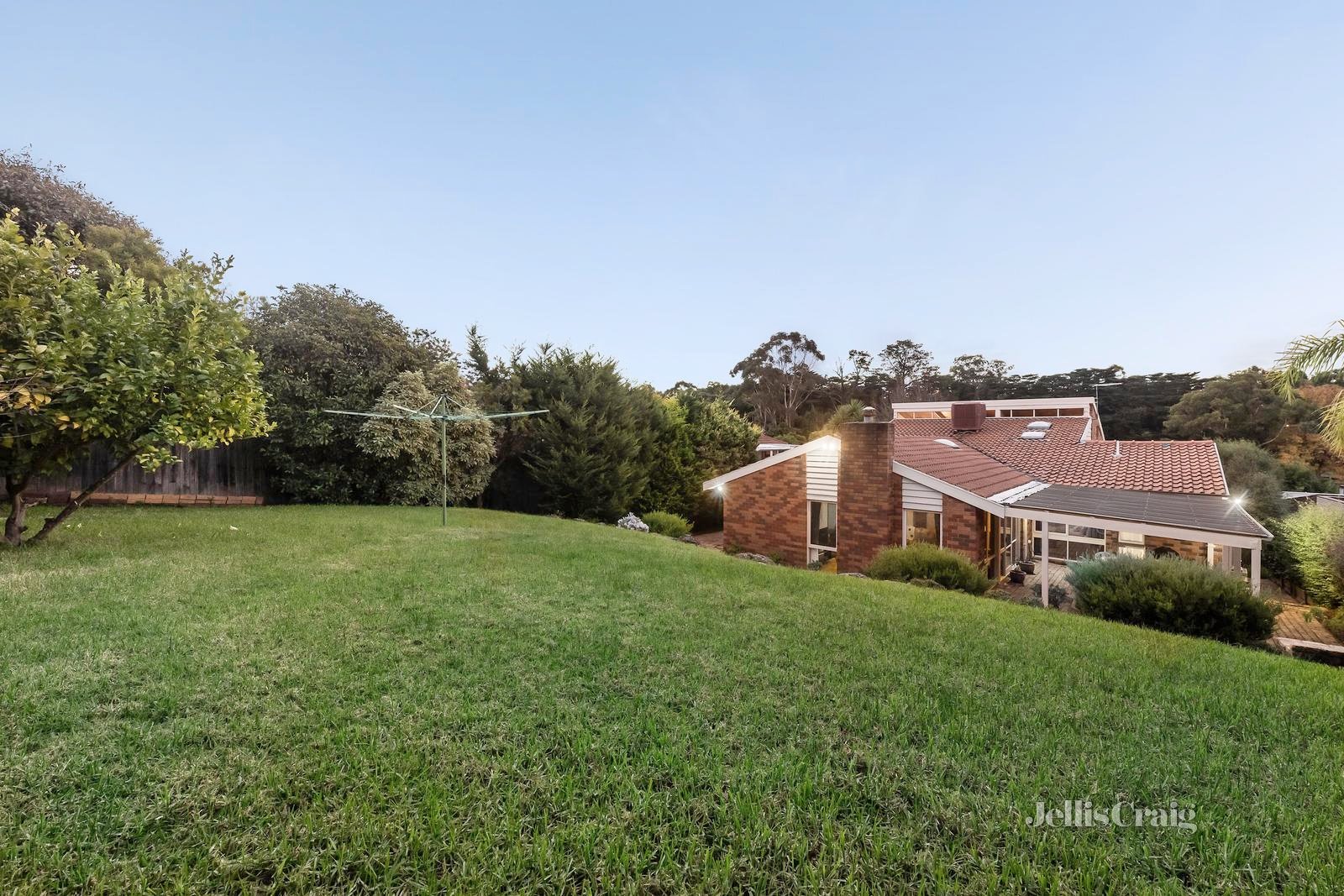 6 Mayo Close, Templestowe image 5